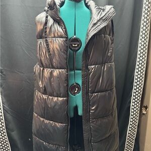 Women's Black Puffer Vest